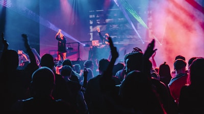 球迷线下观赛聚会合影照片